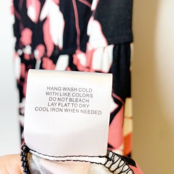 Modcloth Womens Black Floral Short Sleeves Round Neck A Line Dress Size Medium - Picture 6 of 6